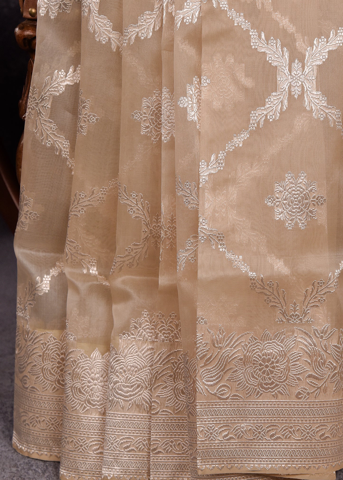 Lush Ivory Pure Silk Kora Banarasi Saree