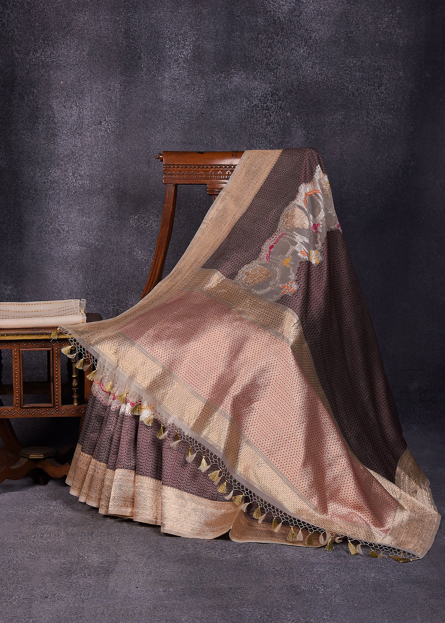 Betel Nut with Gold Pure Silk Kora Banarasi Saree