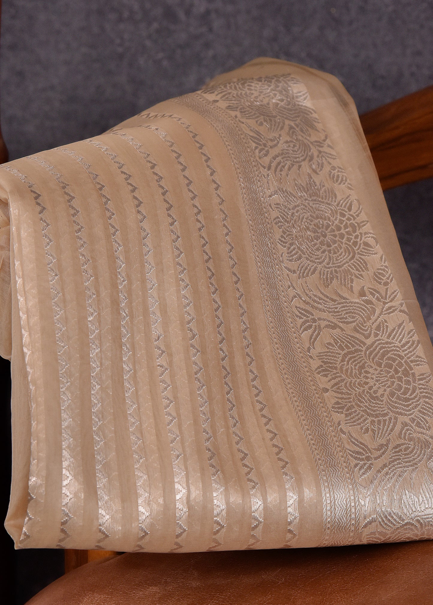 Lush Ivory Pure Silk Kora Banarasi Saree